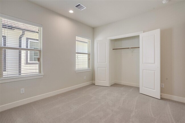 5923 Jasper Jones Wy