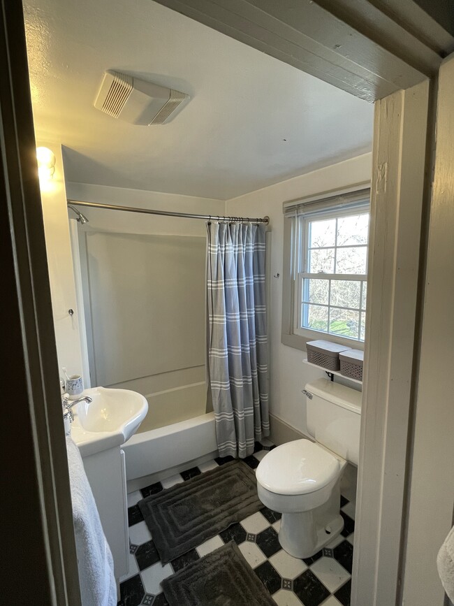 Photo - 17 Summer St Unit 2