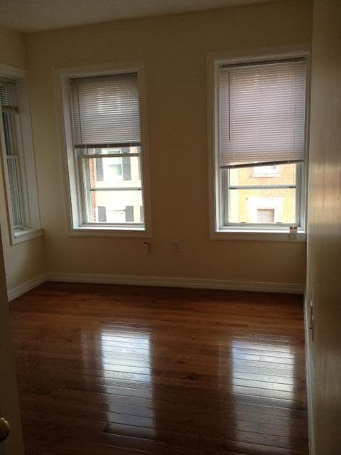 Building Photo - 92 Endicott St Rental