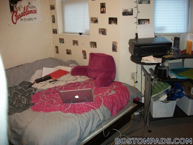 Photo - 833 Beacon St Unidad B