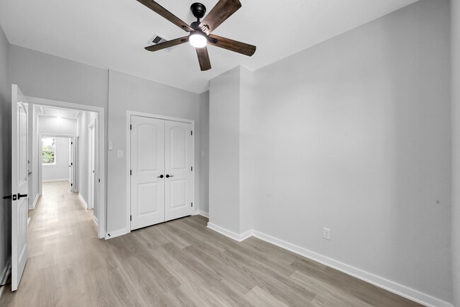 Photo - 14833 Spica Ct