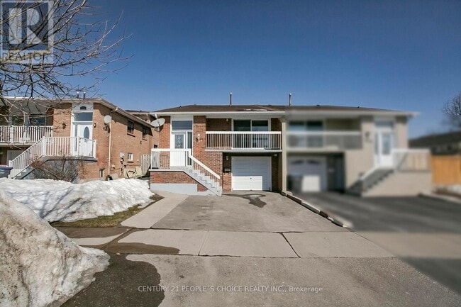 Photo - 106 Winterfold Dr