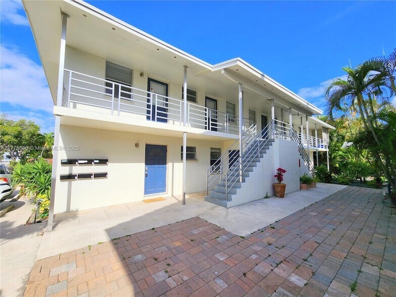 Photo - 331 Walton Blvd
