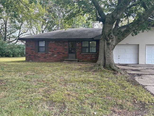 Building Photo - 2250 W Pkwy Cir Rental