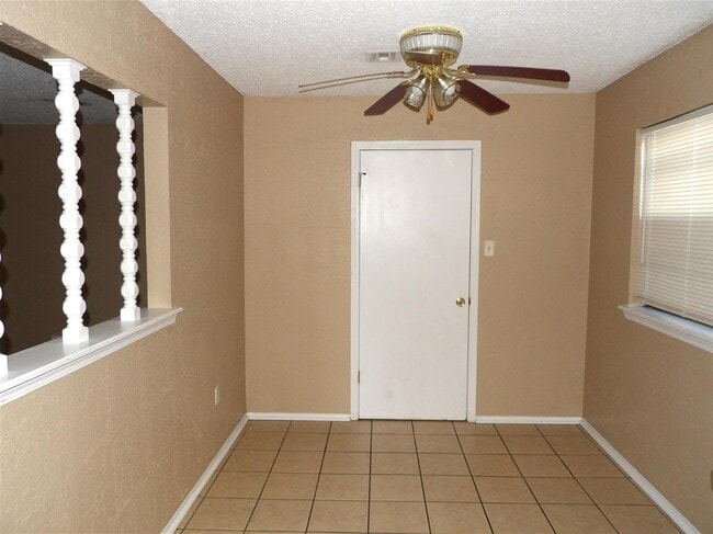 Photo - 6407 SW Brookline Ave