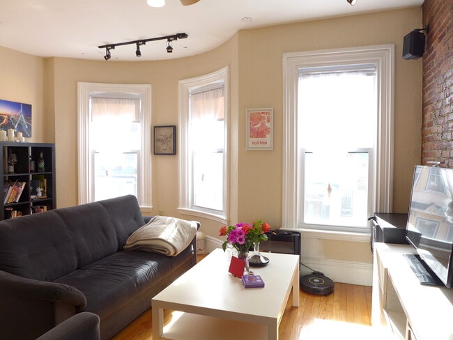 Photo - 49 Delle Ave