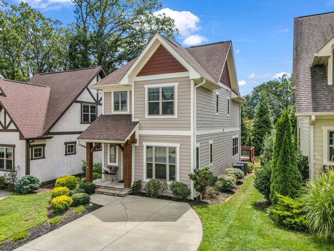 Photo - 19 Tudor Way