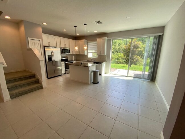 Photo - 3/2.5 Townhome near Orlando Airport