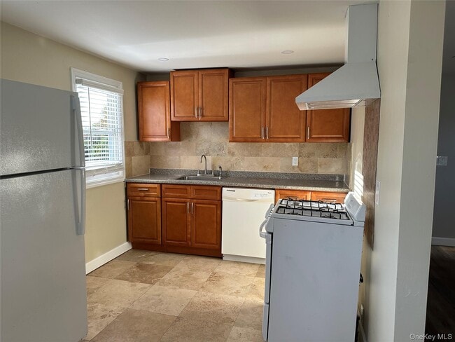 Photo - 753 S Walnut St