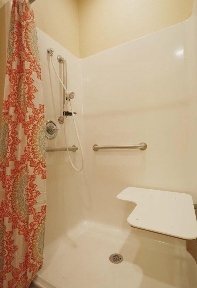 Photo - The Manor and Cottages at the Manor Arkansas Benton location