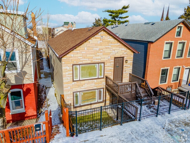 Building Photo - 2226 W 24th St Rental