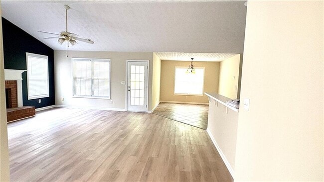 Photo - 2336 Pettit Dr