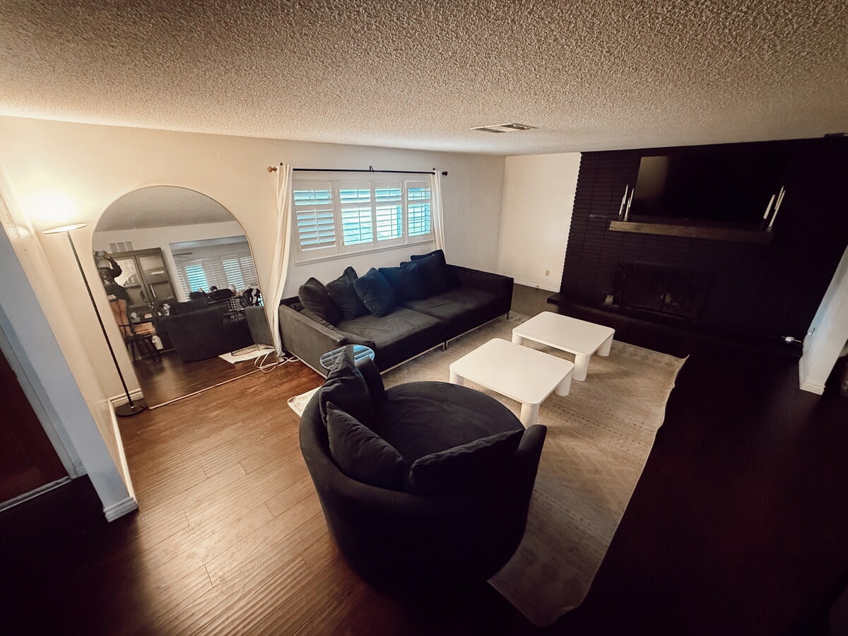 Photo - 1350 Kevin Ave