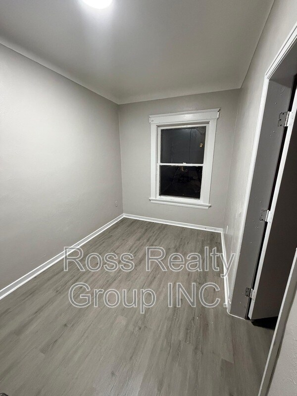 Photo - 1527 Tecumseh St