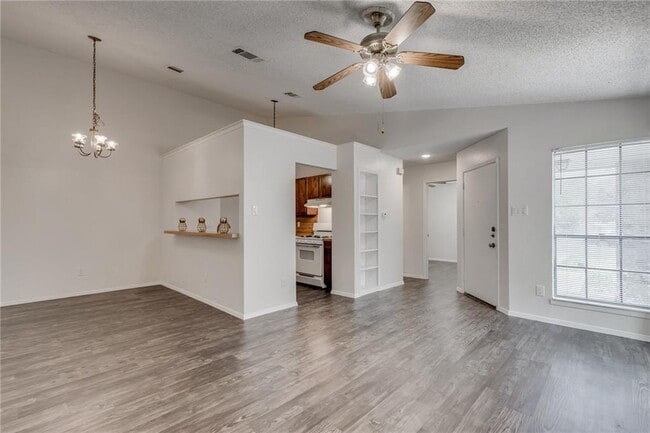 Photo - 11405 Walnut Ridge Dr