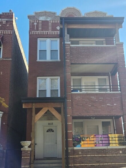 Building Photo - 1533 S Ridgeway Ave Unit 1R