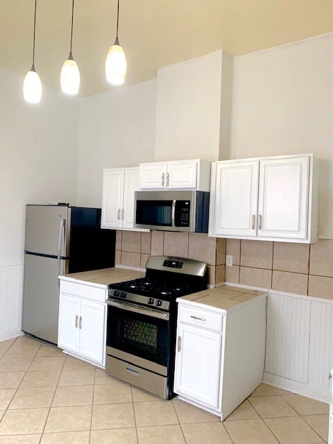 Photo - 1834 Dante St Unit 1834