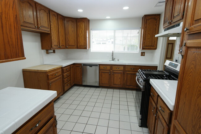 Photo - 611 Calle Pensamiento