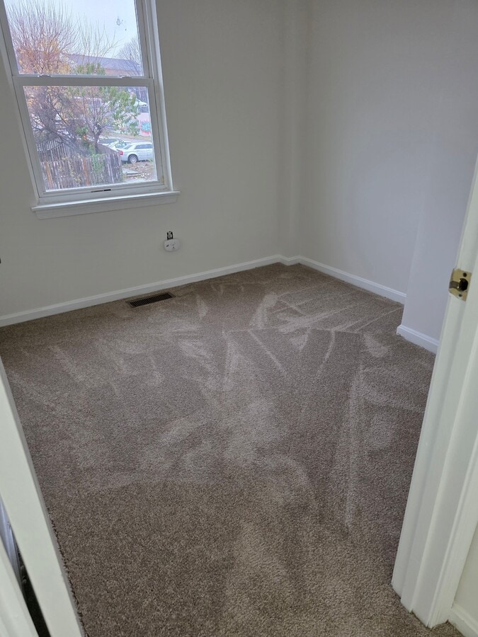 Photo - 1144 1st St NW