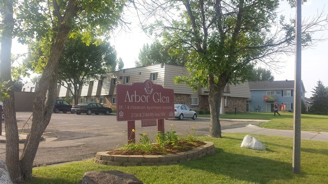 Arbor Glen Apartments - Arbor Glen Apartments