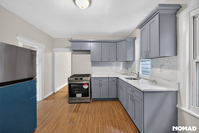155 N 16th St