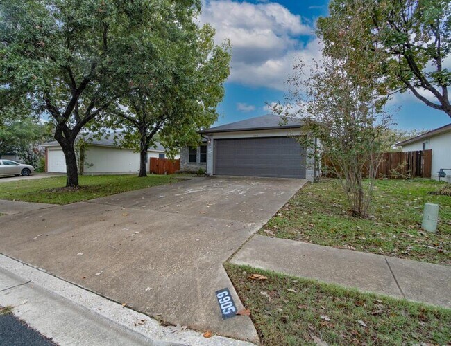Photo - 6905 Broad Brook Dr