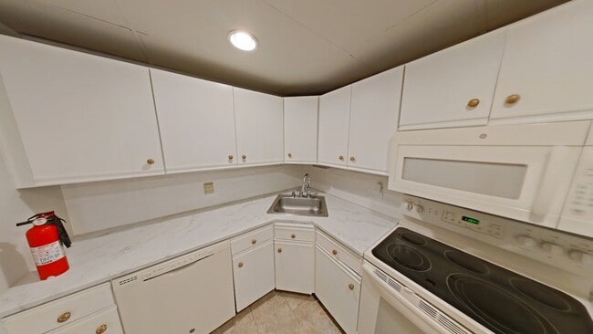 Photo - 1030 E Lancaster Ave