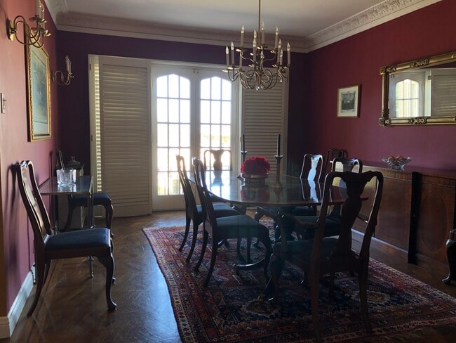 Dining Room - 62 Parker Ave Unidad 62 Parker Avenue