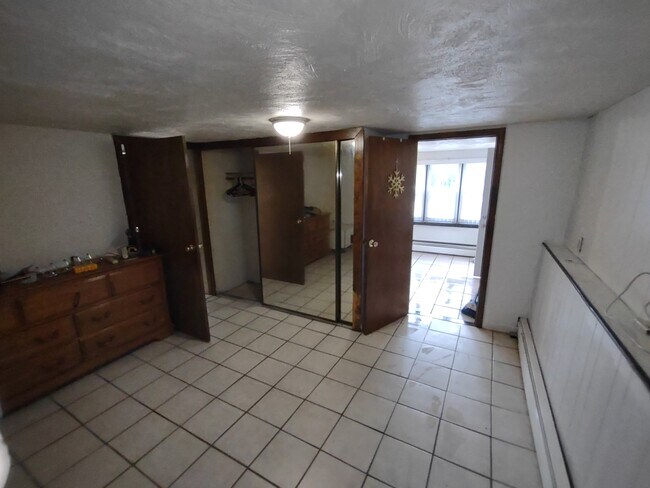 524 Atwood Ave Unidad C