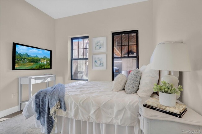 Photo - 610 Jericho Tpke