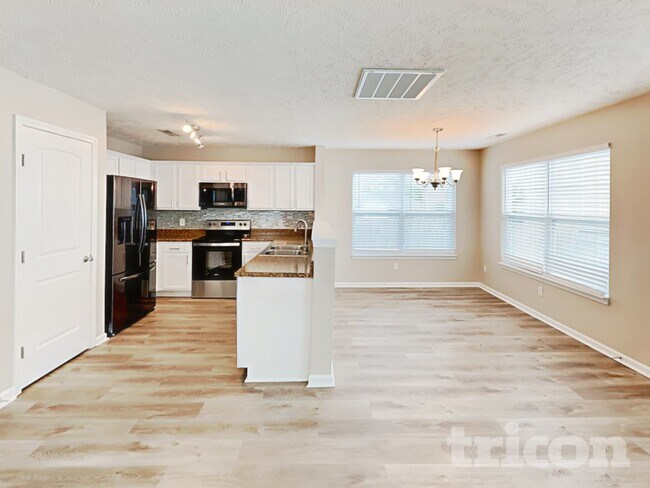 Photo - 705 Griggs Pl