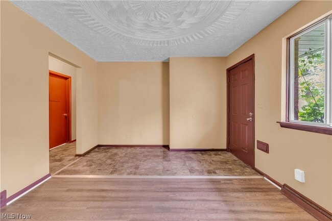 Photo - 1143 Santee Ave Unit 2/1143