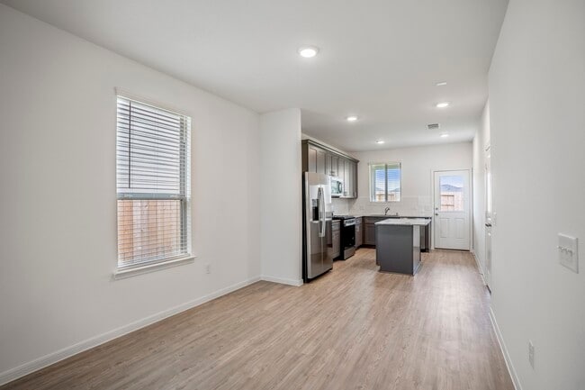 Photo - 16915 Elm Grove Rd