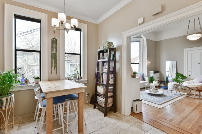 Photo - 1418 Cottage St