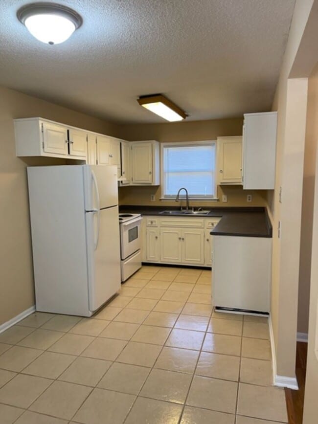 Photo - 19 Sagebrush Apartments