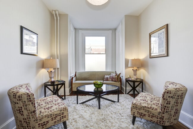Photo - 1628 Monroe St NW