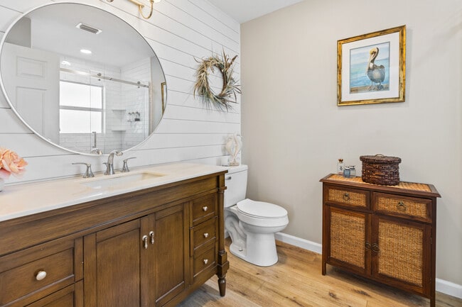 Photo - 3122 Regatta Cir
