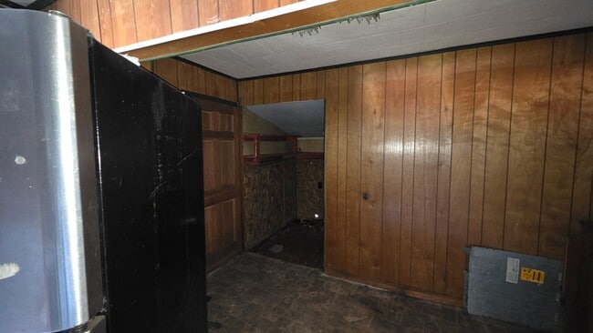 Photo - 1822 Derby Rd