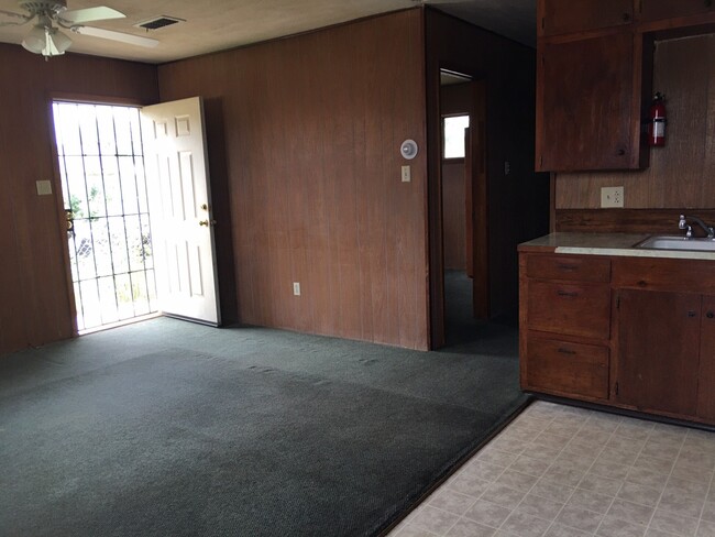 Photo - 414 Hickory St Unidad 414
