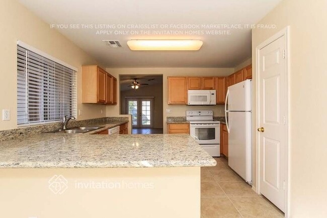 Photo - 13014 W Hearn Rd