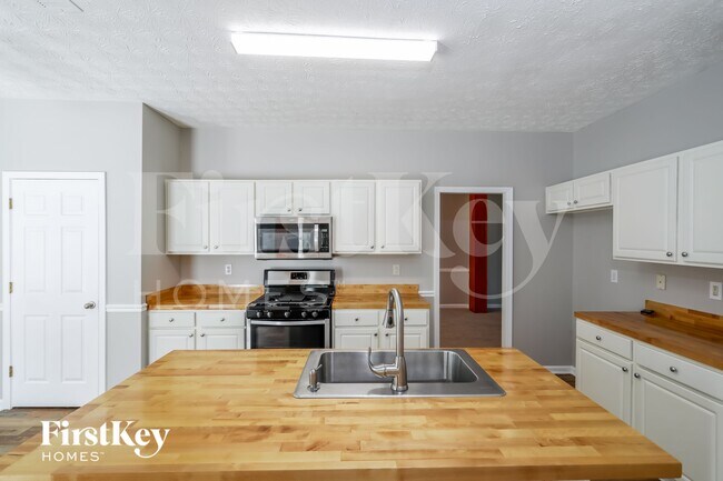 745 Somerset Vale Dr