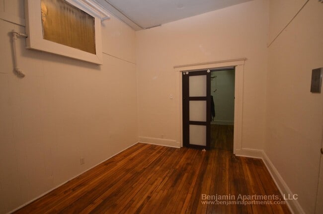 Photo - 25 Walbridge St Unit B