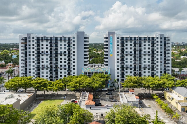 Dos torres - Intown Apartments