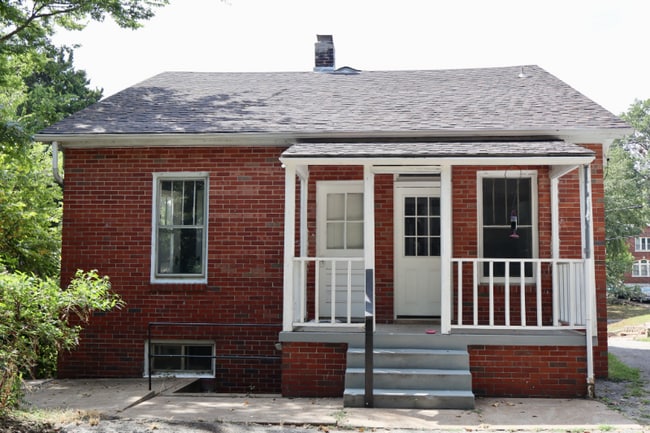 Photo - 2441 Hord Ave