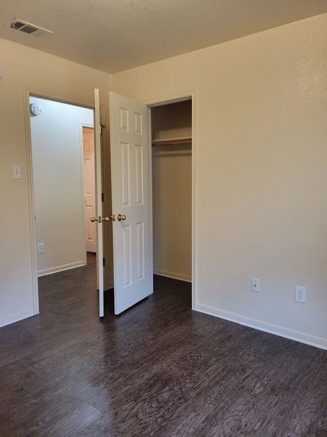 Photo - 1534 Shoshoni Trail Unit A - SHOWABLE AND READY