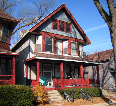 Building Photo - 436 W Doty St Unit 2 Rental