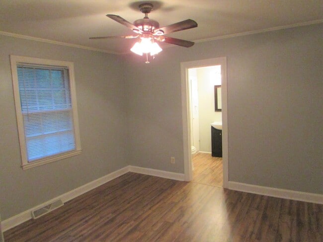 Photo - 209 Sowers Ferry Rd