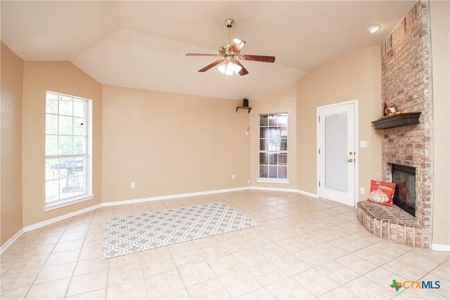 4310 Boots Dr