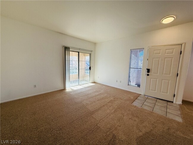 Photo - 352 Pine Haven St Unidad 206
