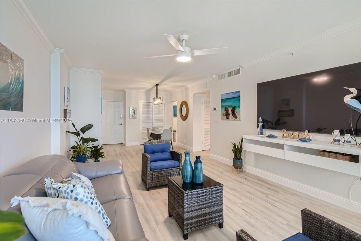 Photo - 2501 S Ocean Dr